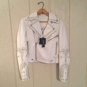 ✨ NWT Belle Vere Studded, White Leather Jacket